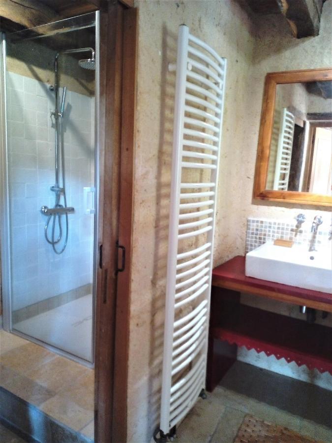 Domaine Du Bourg Salon Bed & Breakfast Екстериор снимка