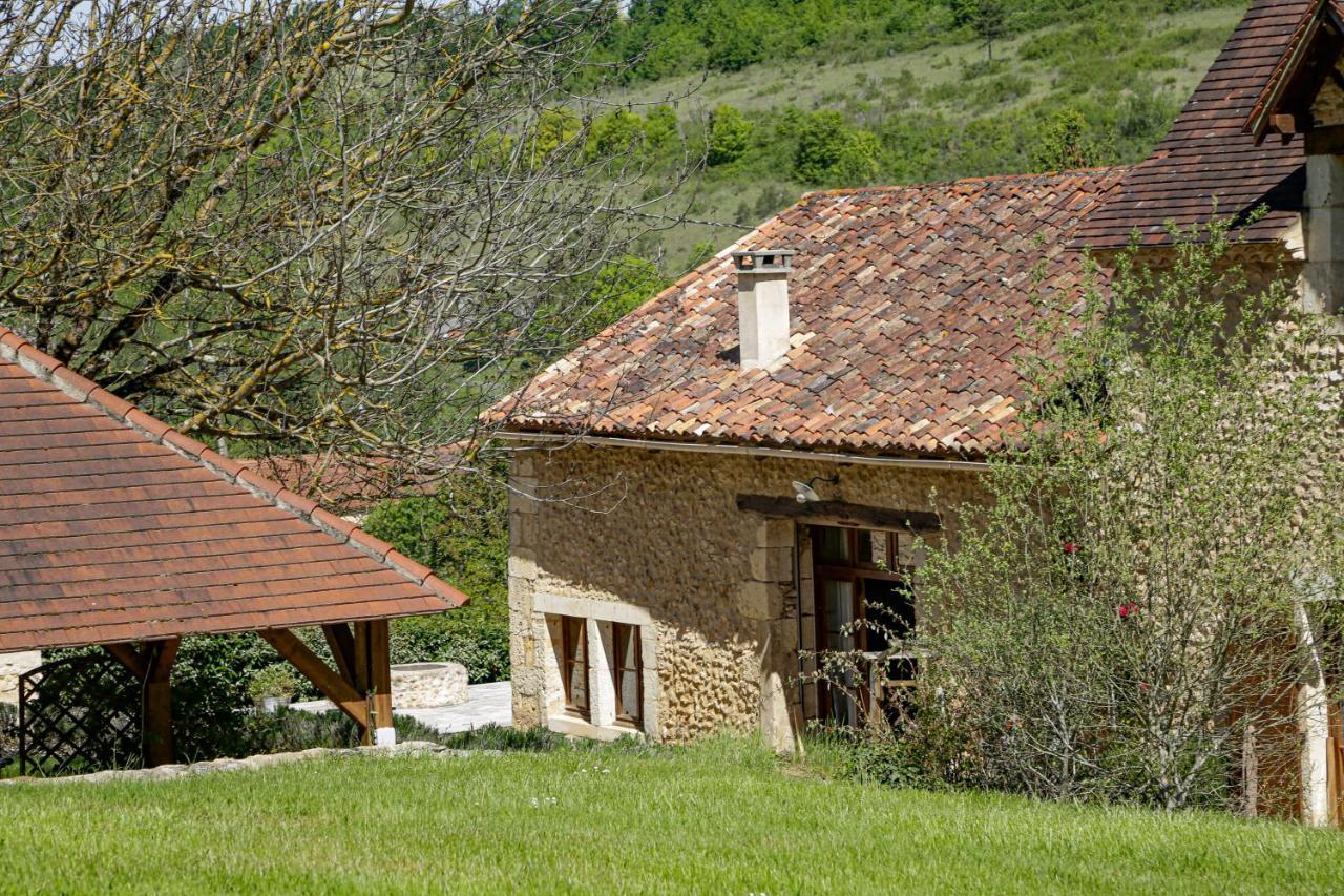 Domaine Du Bourg Salon Bed & Breakfast Екстериор снимка