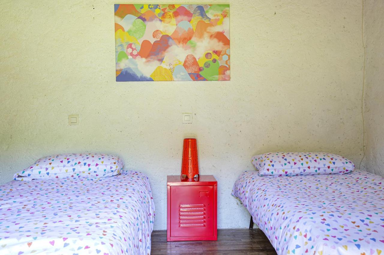 Domaine Du Bourg Salon Bed & Breakfast Екстериор снимка