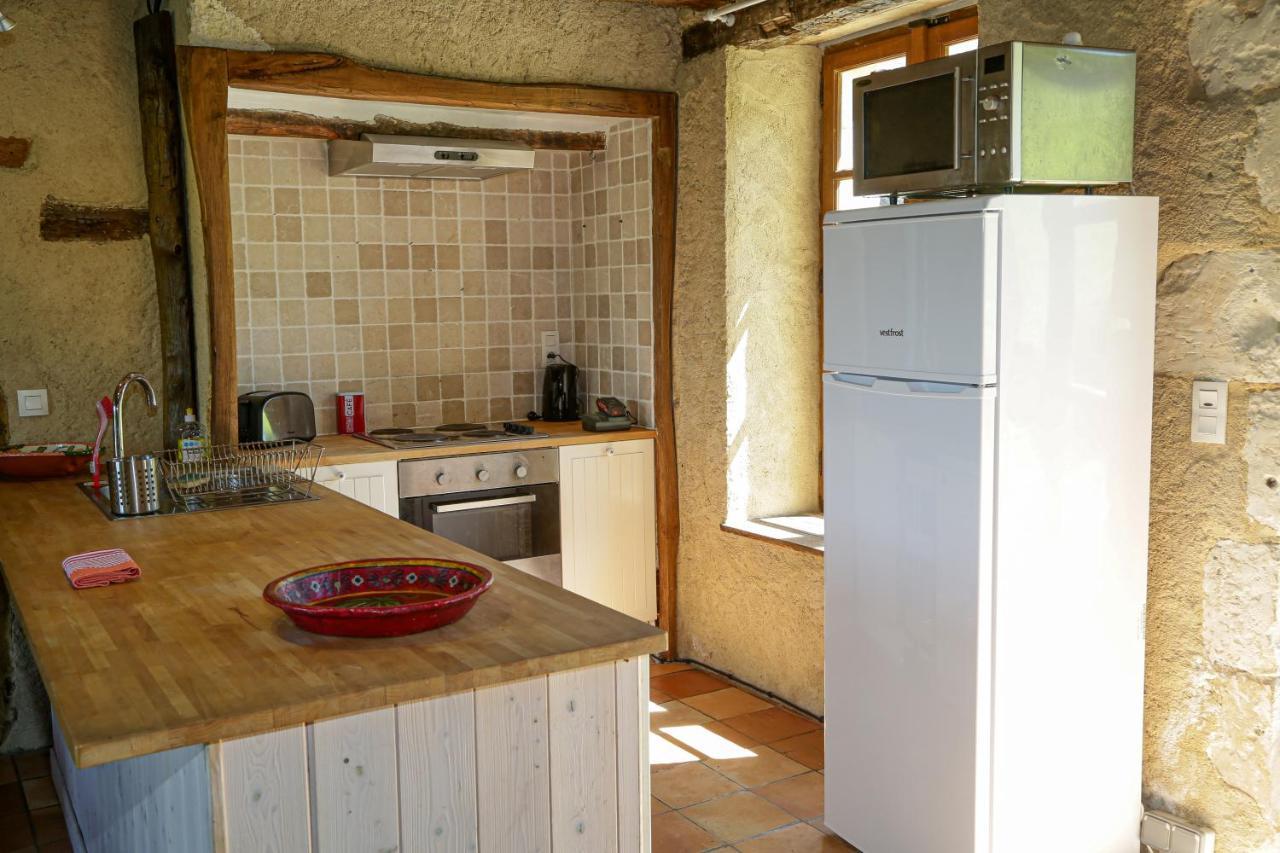 Domaine Du Bourg Salon Bed & Breakfast Екстериор снимка
