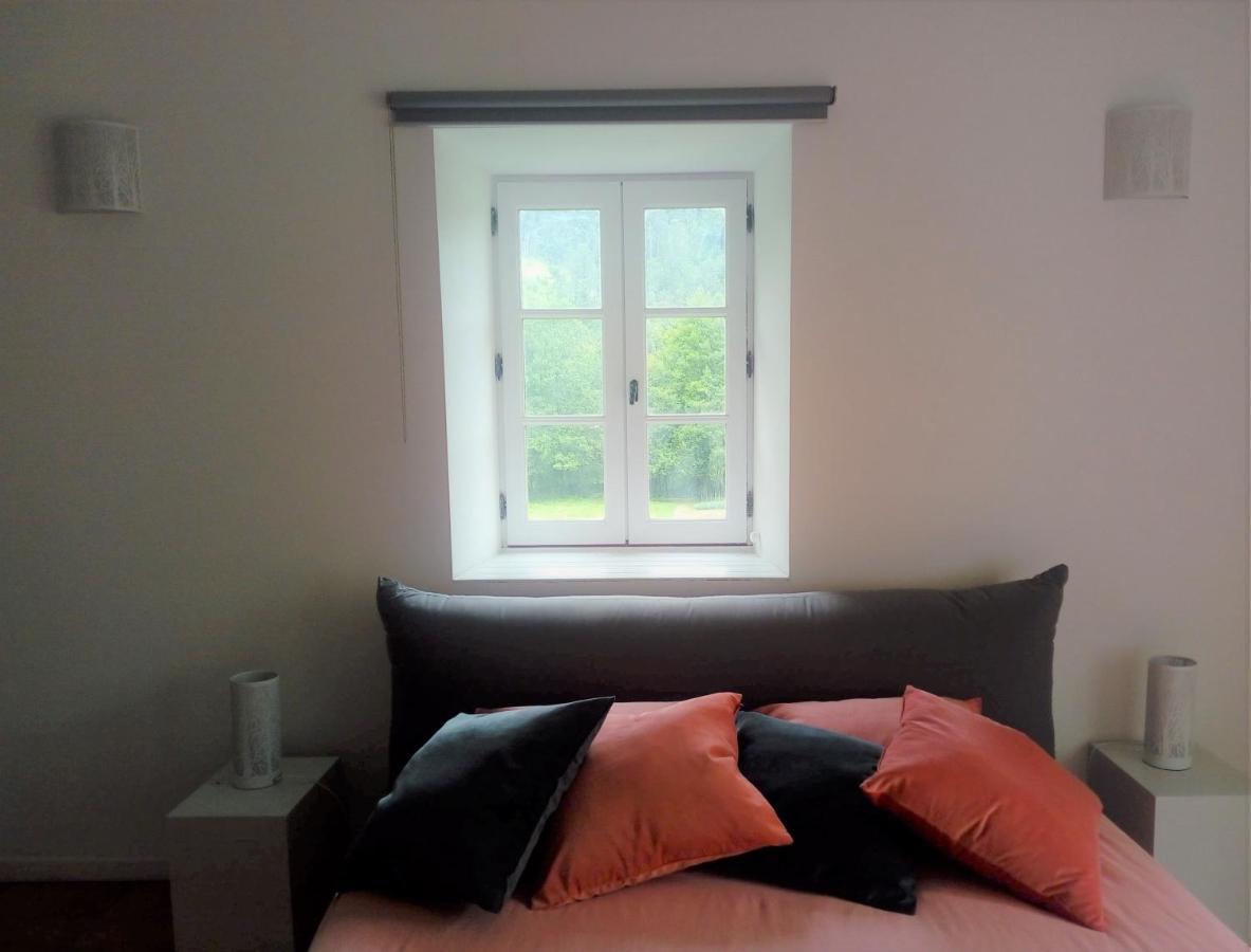 Domaine Du Bourg Salon Bed & Breakfast Екстериор снимка
