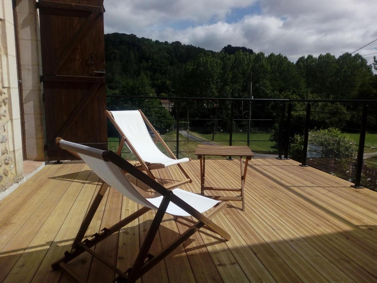 Domaine Du Bourg Salon Bed & Breakfast Екстериор снимка